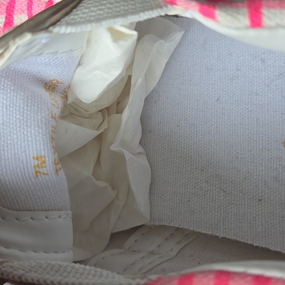 Lilly Pulitzer Julie Pink & White Gingham Slip On Sneakers Size 7 - Picture 8 of 10